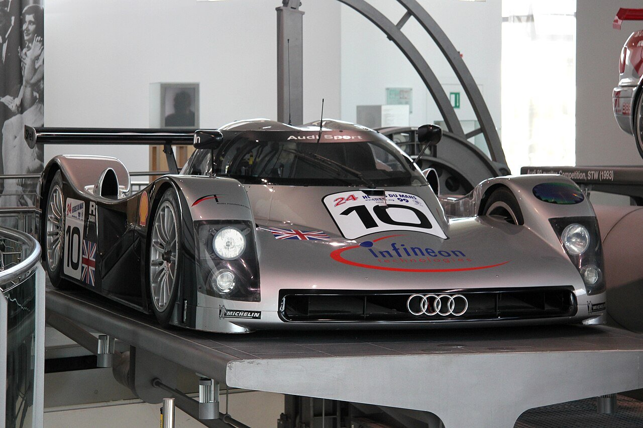 Audi R8