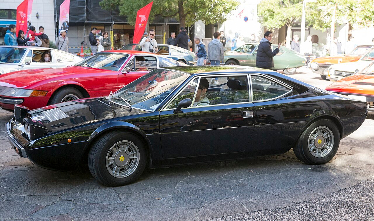 Ferrari Dino 208 GT4