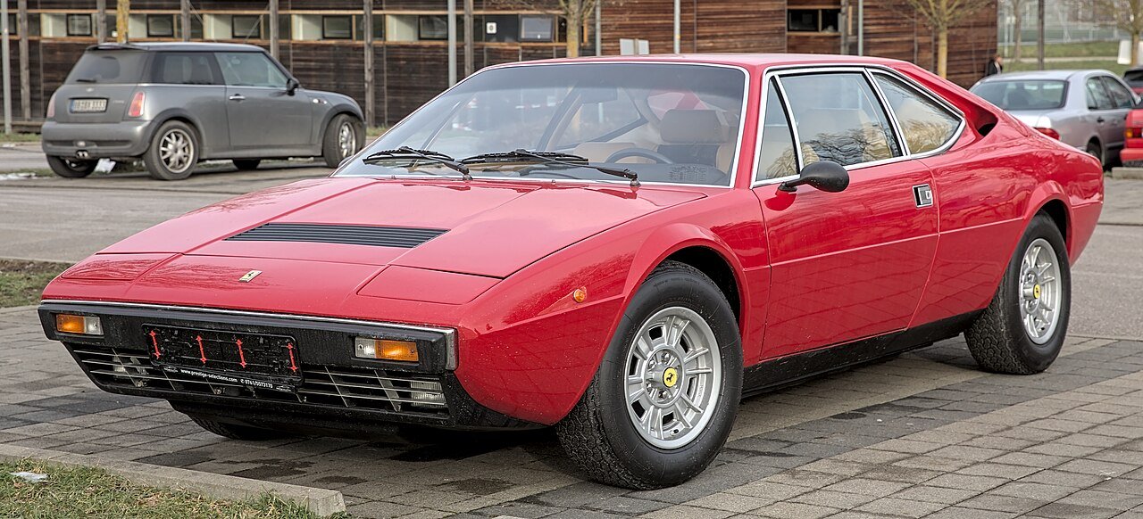 Ferrari Dino 308 GT4