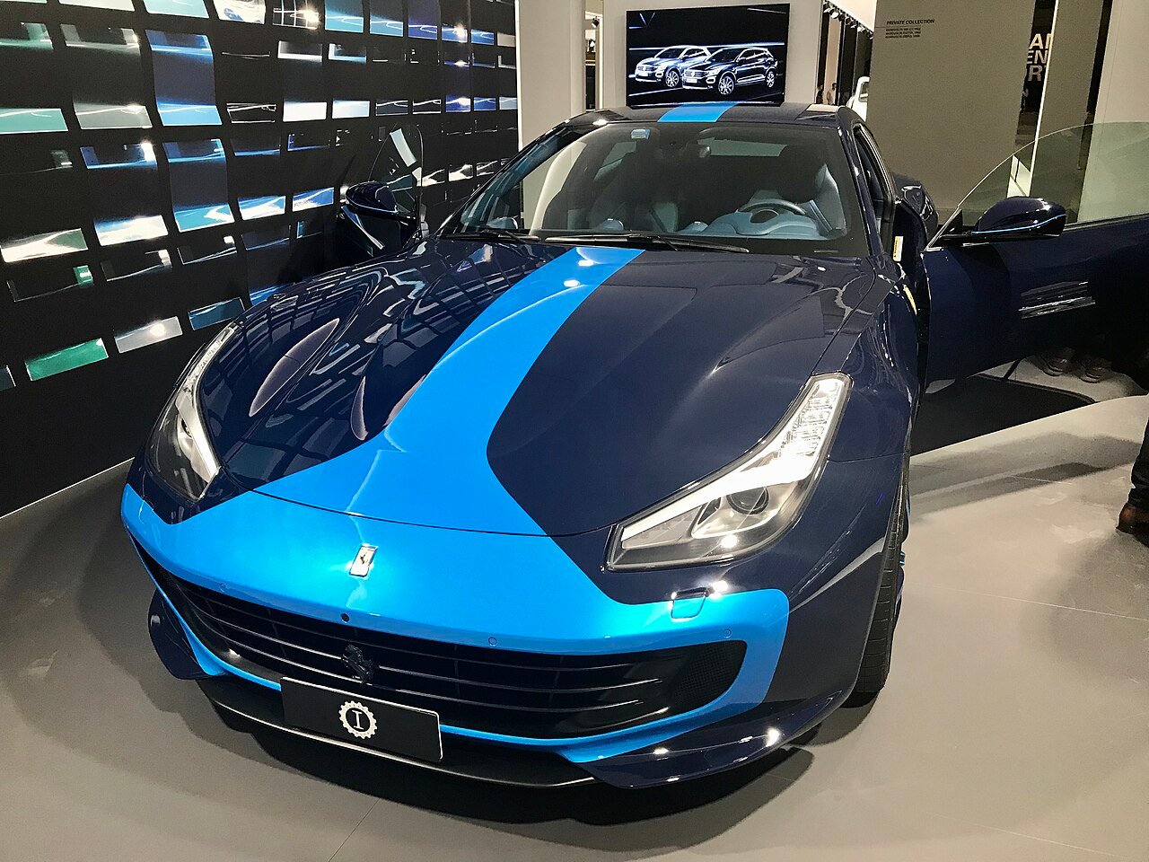 Ferrari GTC4Lusso