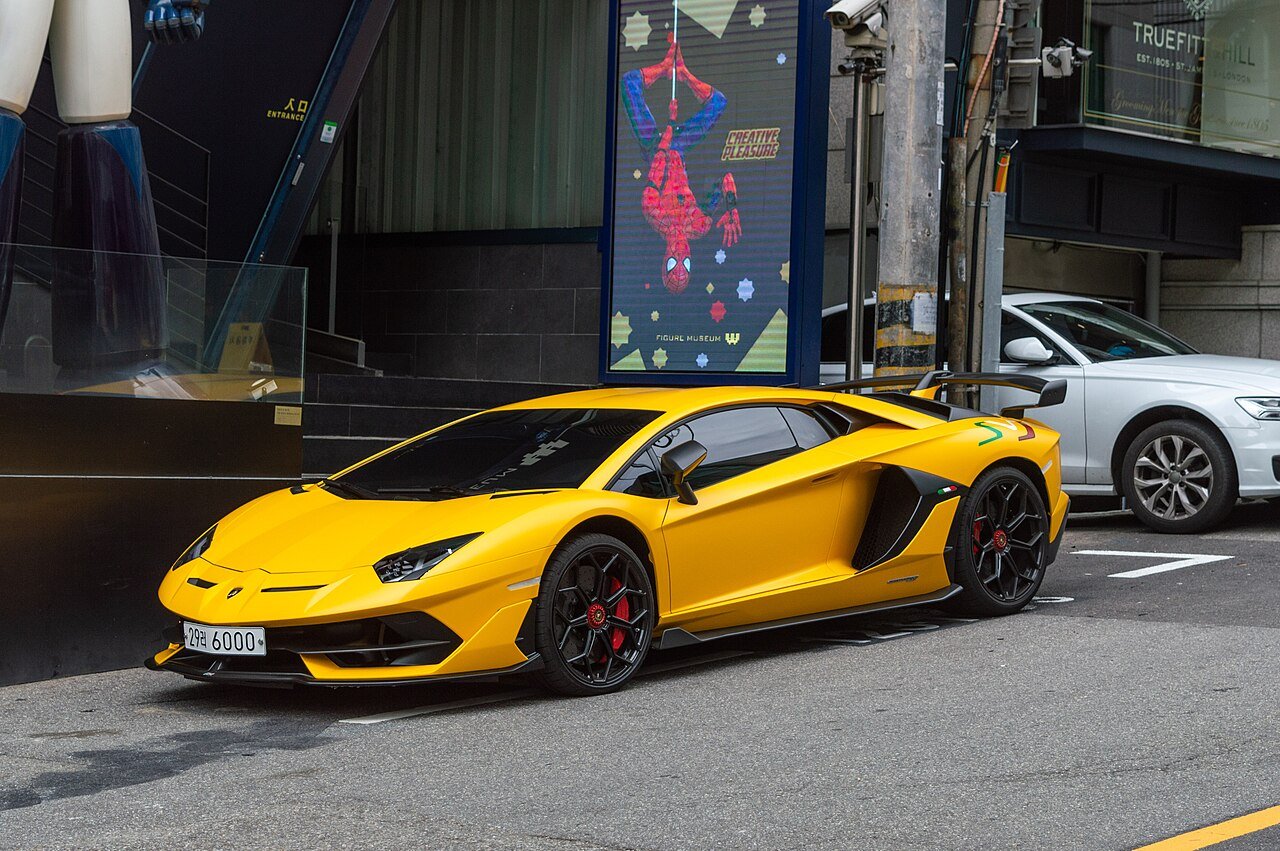 Lamborghini Aventador