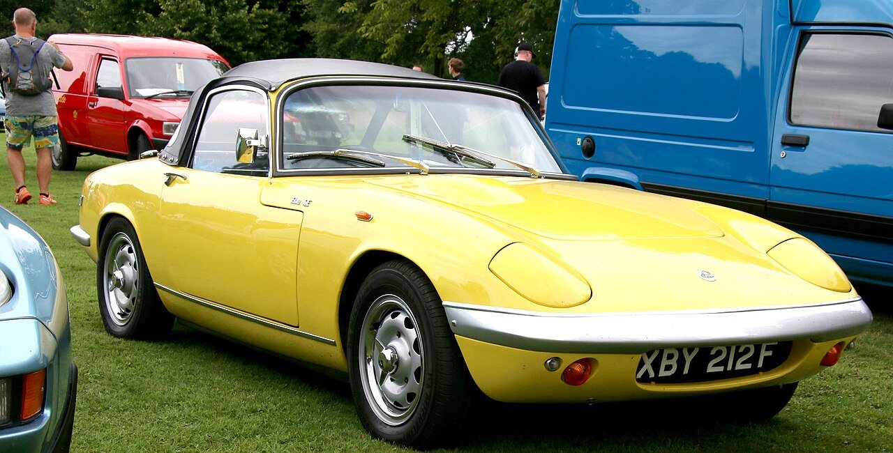 Lotus Elan