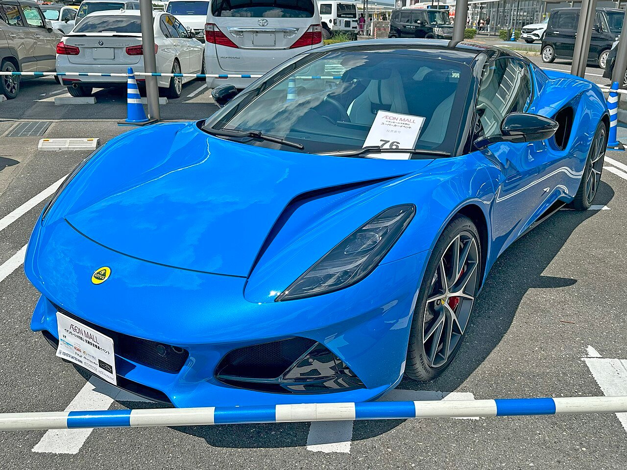 Lotus Emira