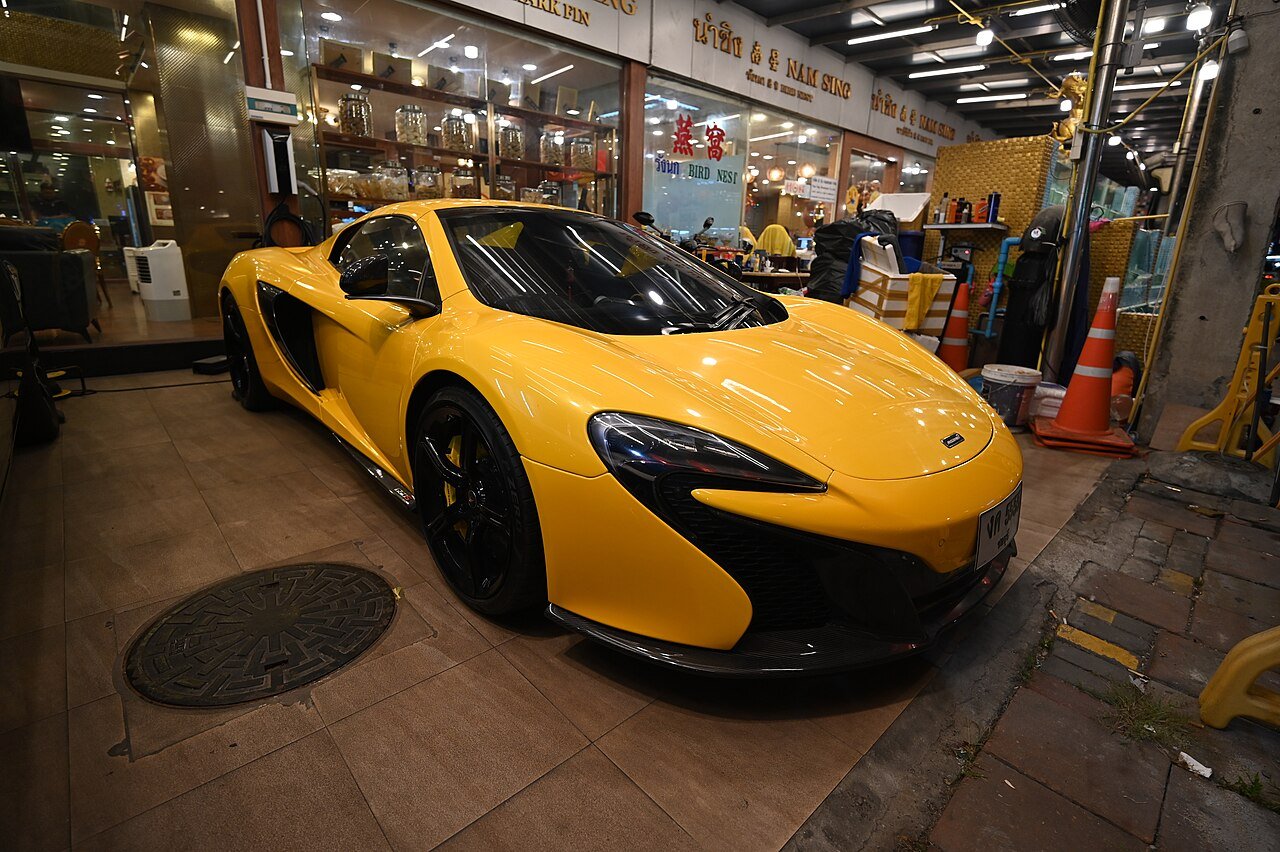 McLaren 650S