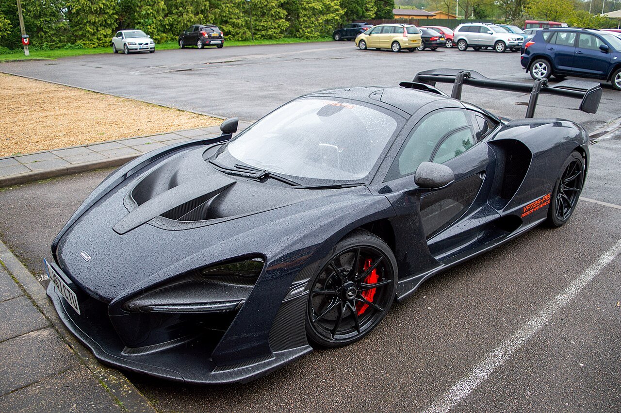 McLaren Senna